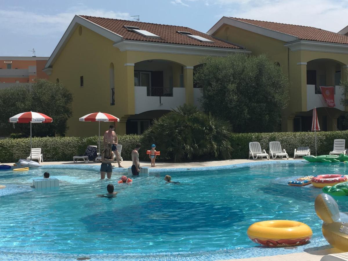 Villaggio Borgo dell'Ulivo Bibione Esterno foto