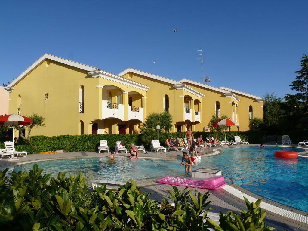 Villaggio Borgo dell'Ulivo Bibione Esterno foto